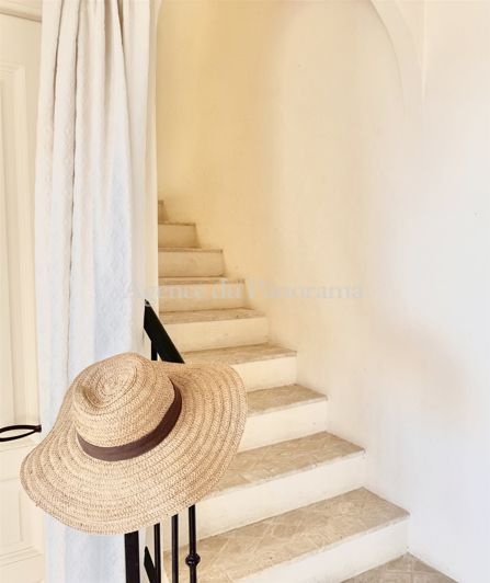 Image No.20-4 Bed House for sale