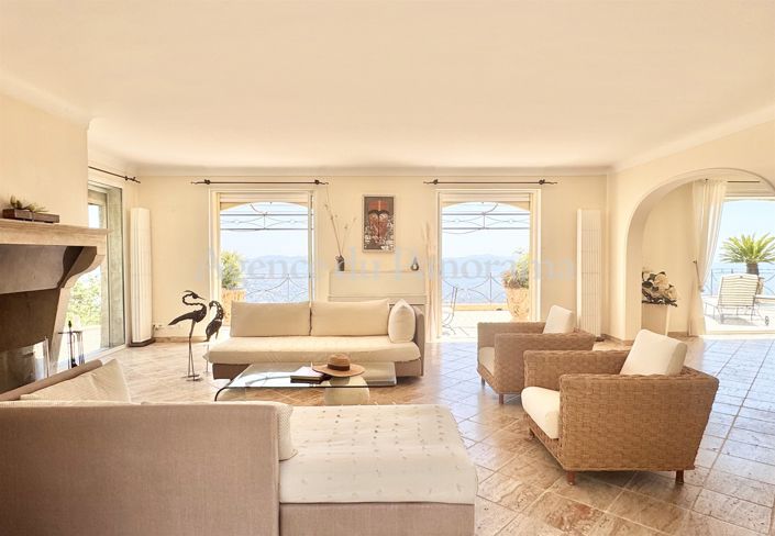 Image No.9-4 Bed House for sale