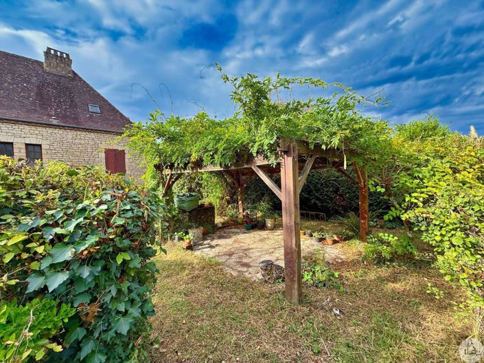 Image No.6-6 Bed House for sale
