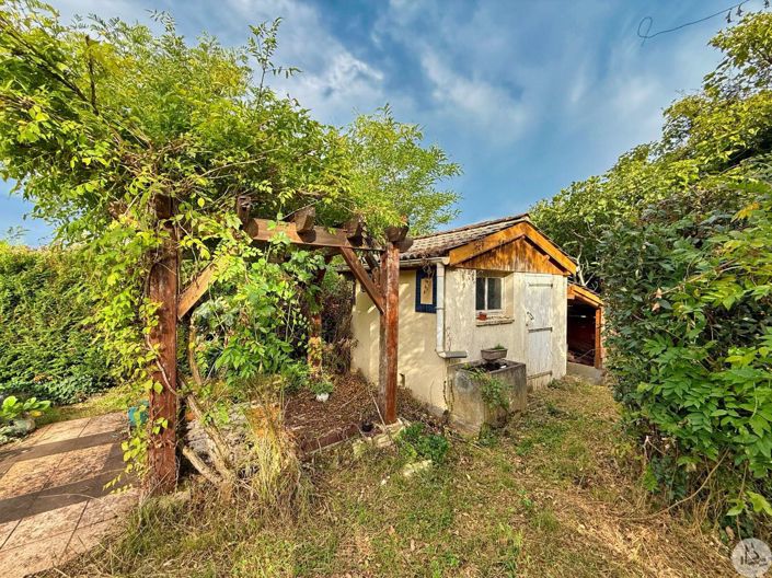 Image No.7-6 Bed House for sale