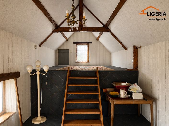 Image No.8-4 Bed House for sale