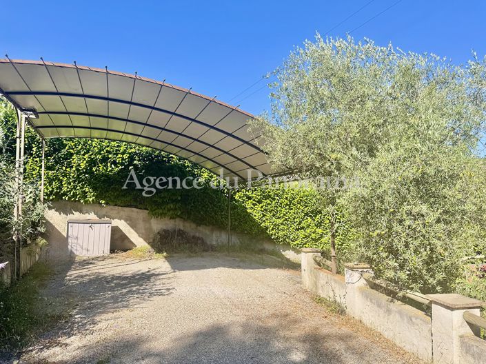 Image No.20-4 Bed House for sale