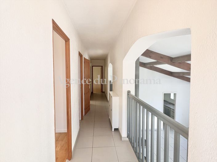 Image No.7-4 Bed House for sale