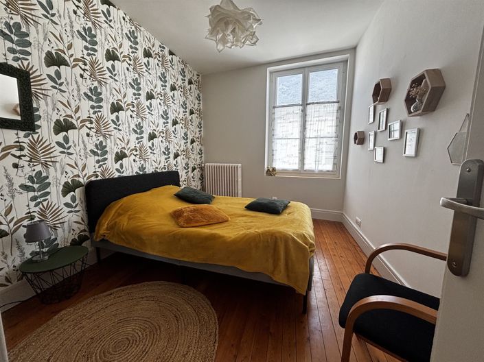 Image No.10-4 Bed House for sale
