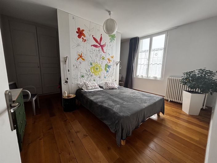 Image No.7-4 Bed House for sale
