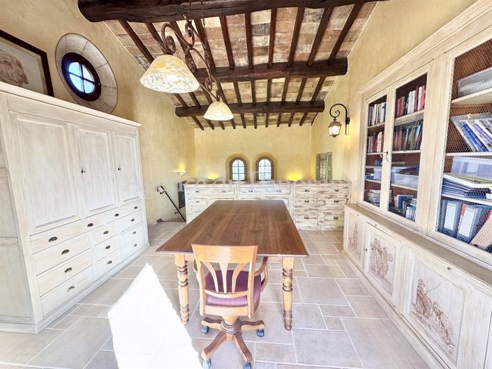 Image No.14-4 Bed House for sale