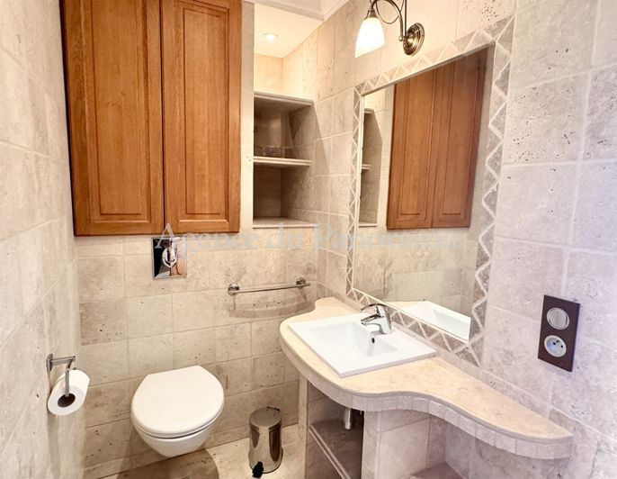 Image No.21-4 Bed House for sale