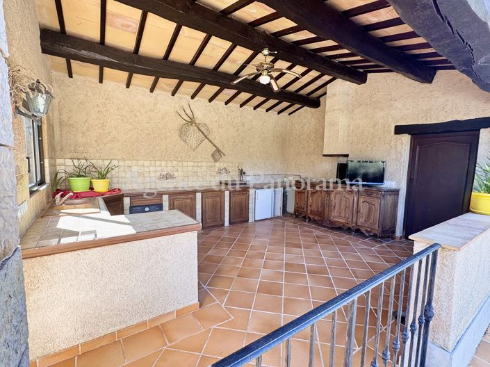 Image No.24-4 Bed House for sale