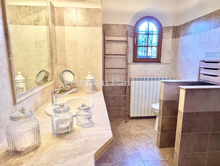 Image No.26-4 Bed House for sale