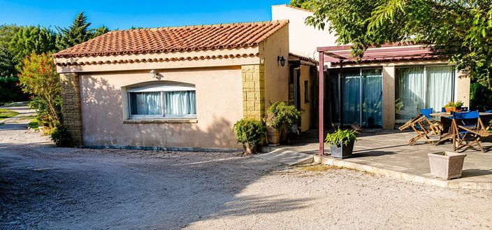 Image No.2-5 Bed House for sale