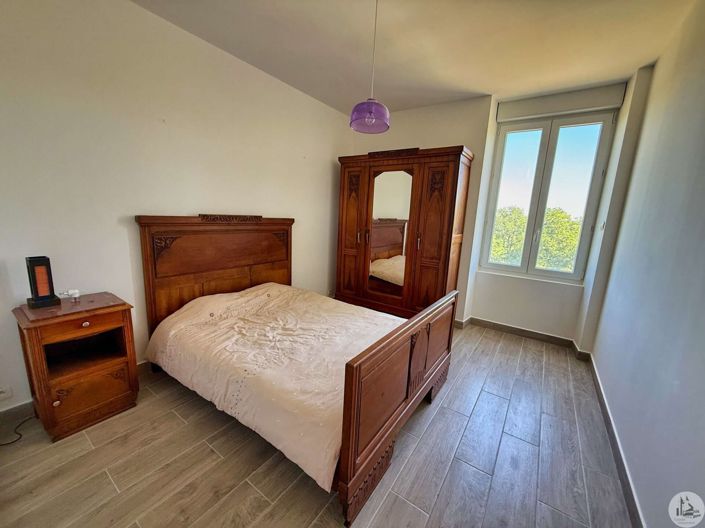 Image No.15-5 Bed House for sale