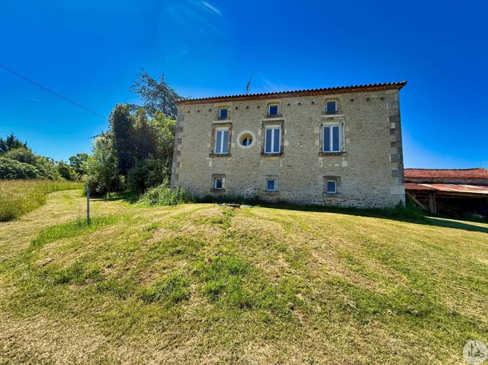 Image No.2-5 Bed House for sale