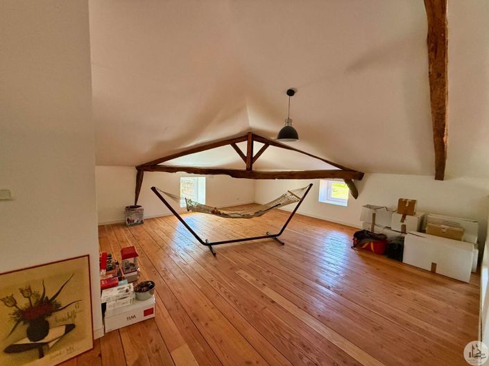 Image No.22-5 Bed House for sale