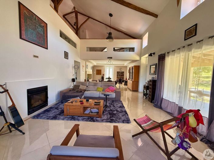 Image No.4-5 Bed House for sale