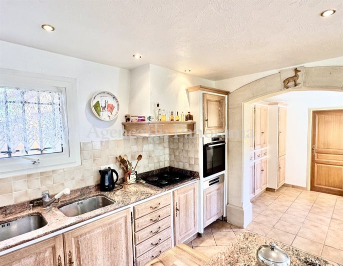 Image No.4-4 Bed House for sale