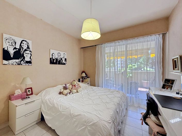 Image No.15-3 Bed Apartment for sale