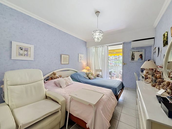 Image No.21-3 Bed Apartment for sale