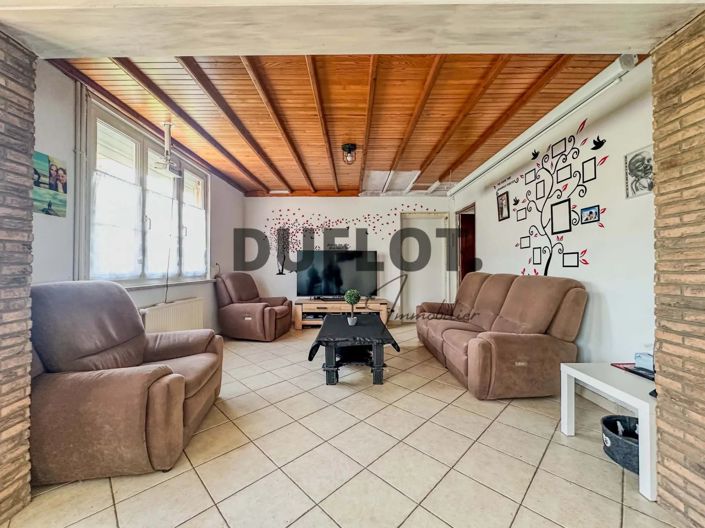 Image No.6-4 Bed House for sale