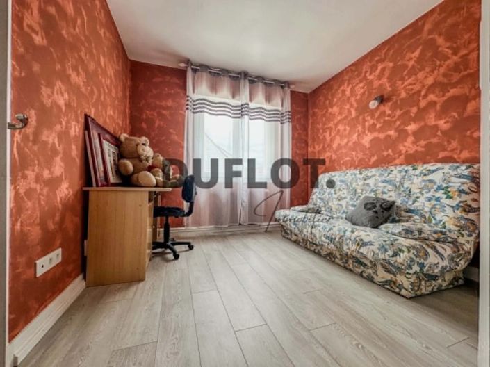 Image No.16-3 Bed House for sale