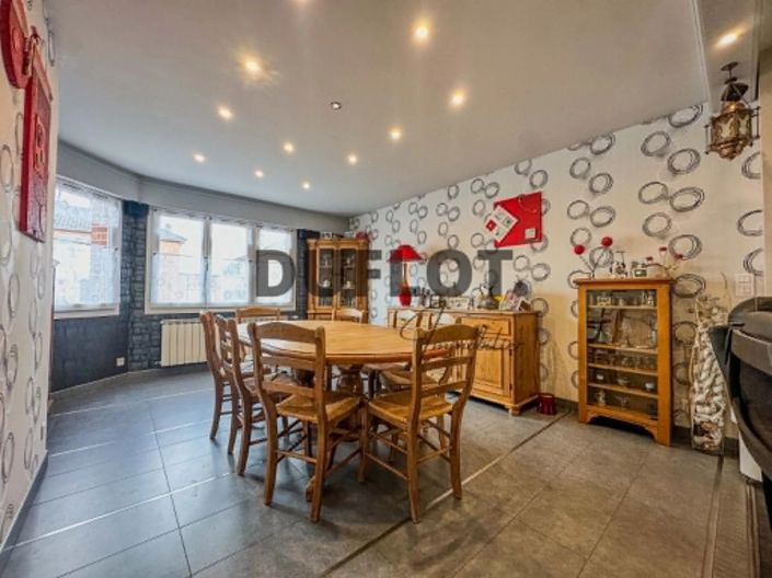 Image No.9-3 Bed House for sale