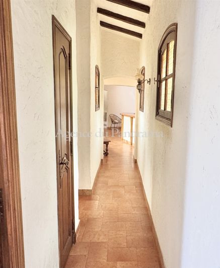 Image No.16-4 Bed House for sale