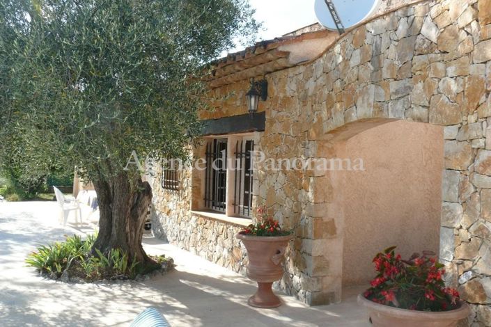 Image No.9-4 Bed House for sale