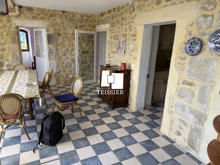 Image No.11-5 Bed House for sale