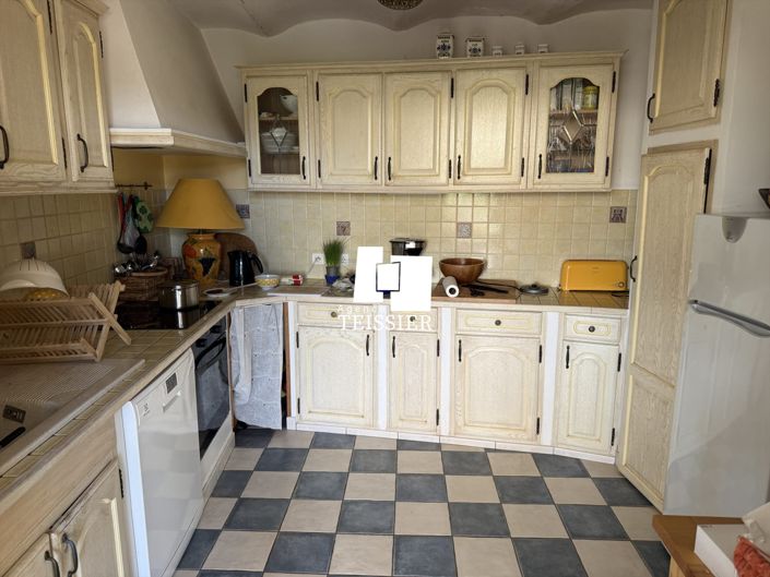 Image No.12-5 Bed House for sale
