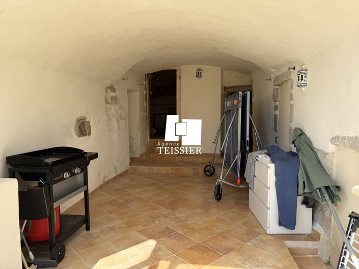 Image No.28-5 Bed House for sale