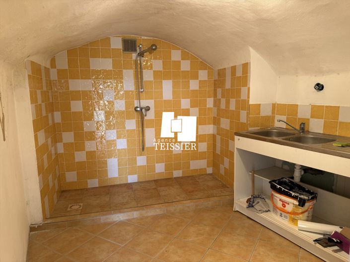 Image No.29-5 Bed House for sale