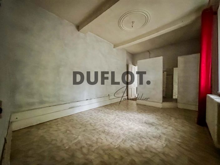 Image No.15-3 Bed House for sale
