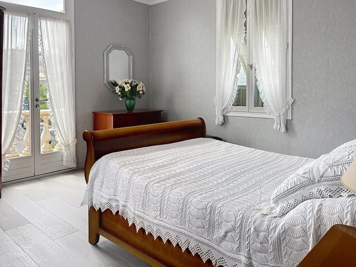 Image No.16-3 Bed House for sale