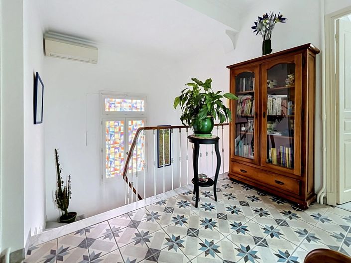 Image No.18-3 Bed House for sale
