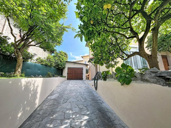 Image No.22-3 Bed House for sale