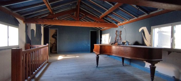 Image No.17-7 Bed House for sale