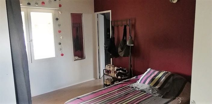 Image No.17-4 Bed House for sale