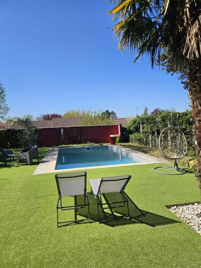 Image No.2-4 Bed House for sale