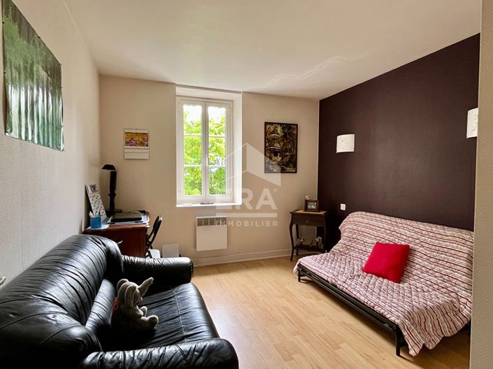 Image No.15-4 Bed House for sale