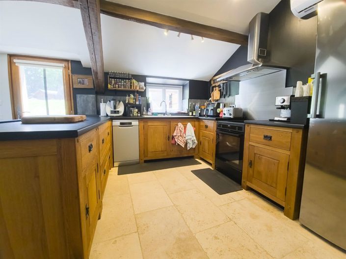 Image No.17-3 Bed House for sale