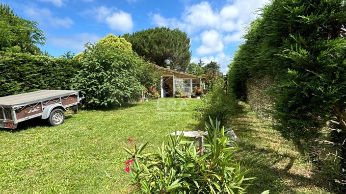 Image No.10-3 Bed House for sale
