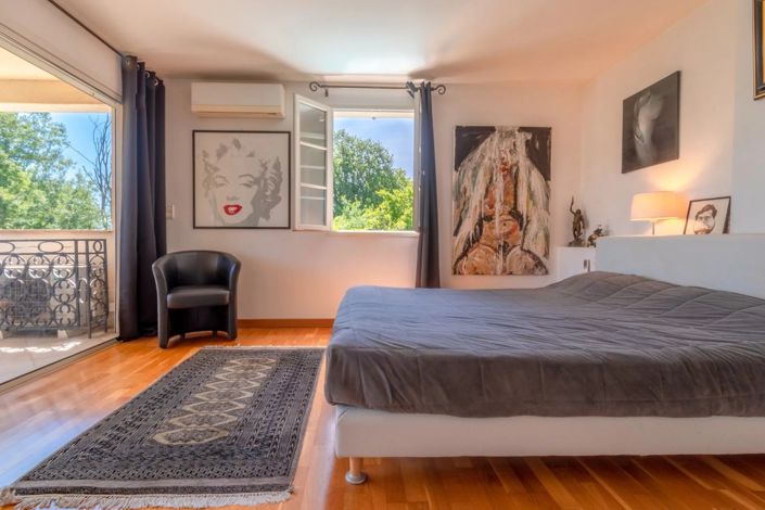 Image No.16-4 Bed House for sale