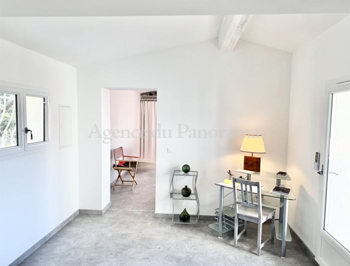 Image No.15-3 Bed House for sale