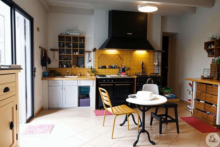 Image No.10-4 Bed House for sale