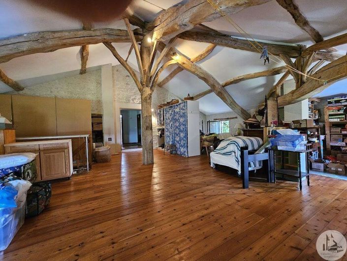 Image No.12-4 Bed House for sale