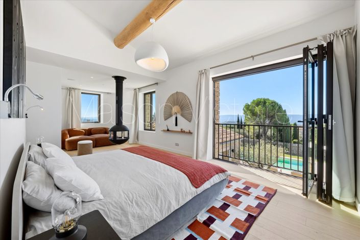 Image No.19-5 Bed House for sale