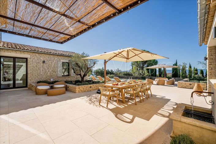 Image No.6-5 Bed House for sale