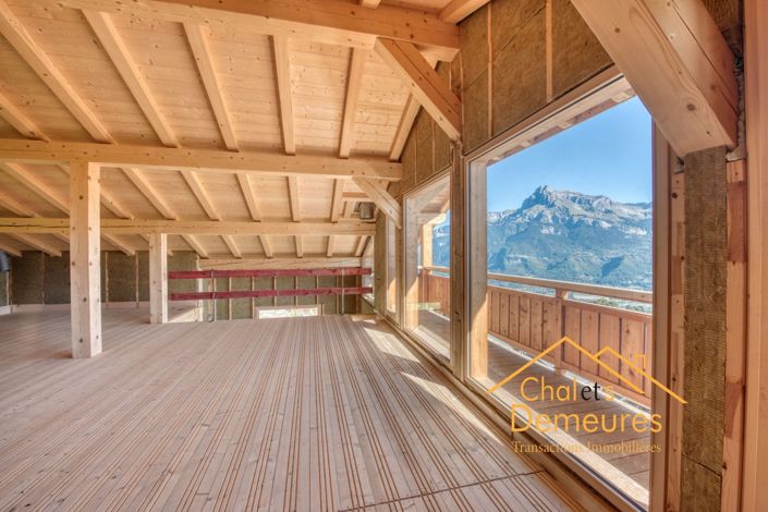 Image No.11-5 Bed House for sale