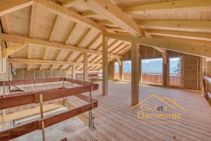 Image No.5-5 Bed House for sale