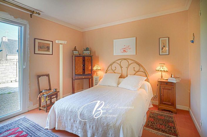 Image No.11-4 Bed House for sale