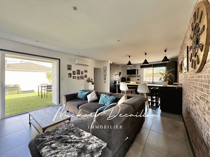 Image No.2-3 Bed House for sale